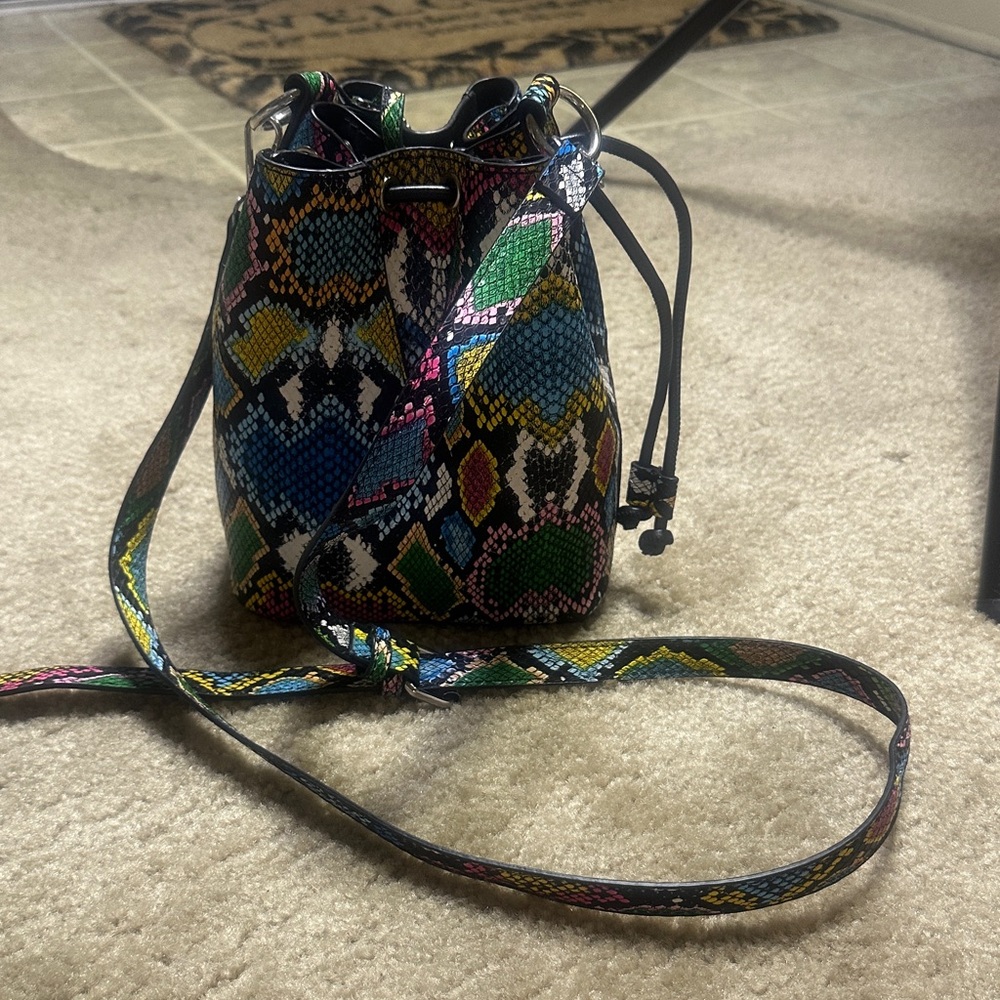 Multicolor Snake Print Bucket Bag